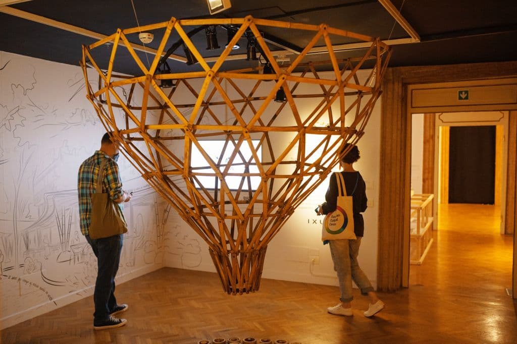 Ixua Time Space Existence - 02-ixua-room7-2.jpg